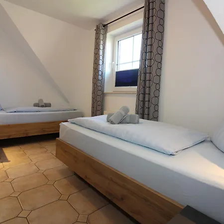 Vakantiehuis Hp Touristik - Seepark Burhave 7